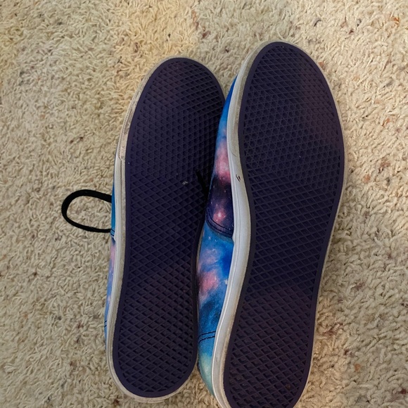Galaxy Vans - Picture 4 of 4